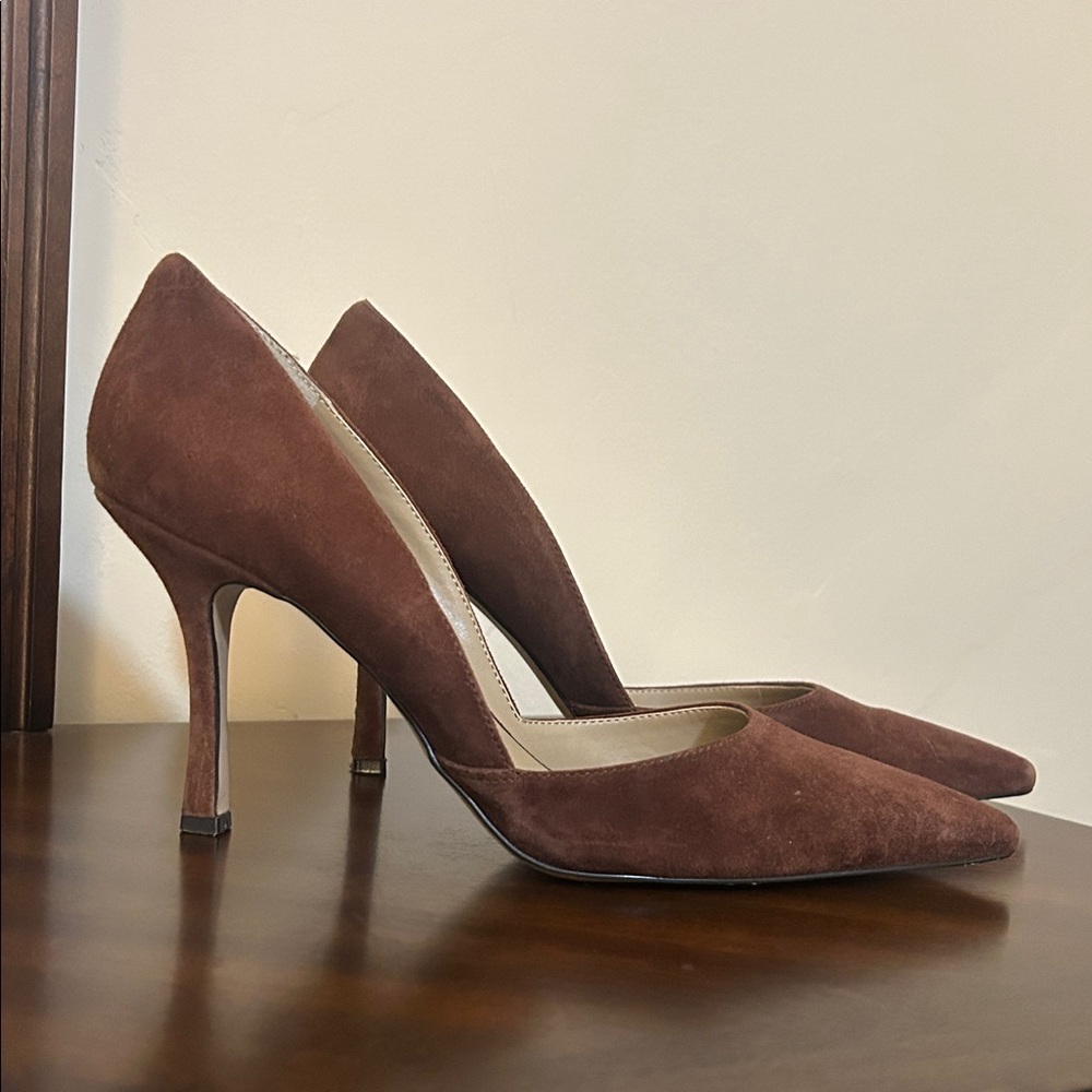Ann Taylor Brown Suede Heels - Picture 4 of 12